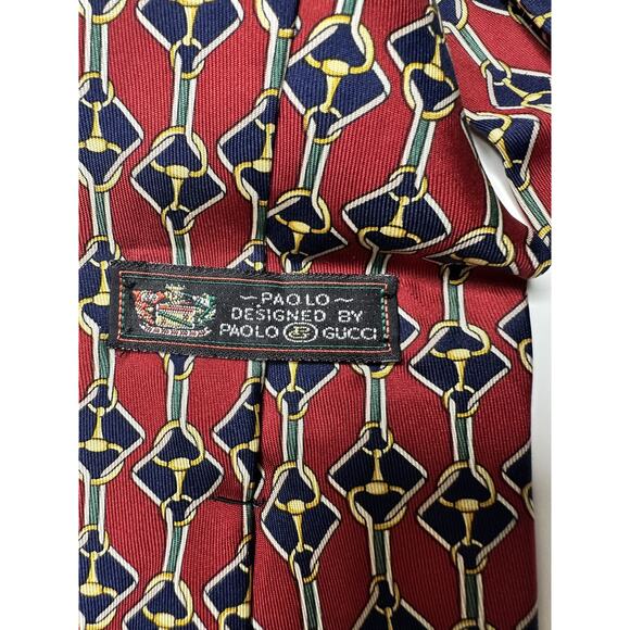 GUCCI Men's Red/Multicolor Lock Print 100% Silk Designer Neck Tie - Picture 6 of 7